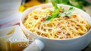 Espagueti Carbonara Pasta Receta Facil de una exquisita Salsa [upl. by Eniluqaj536]