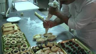 PASTRY  Italian pastry recipes Pasticciotto by Stuzzicando Franchise [upl. by Ayvid]