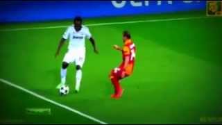 Michael Essien dribbles Wesley Sneijder [upl. by Musa]