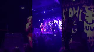 Amyl and the Sniffers performing quotSecurityquot in Edinburgh [upl. by Einohpets]