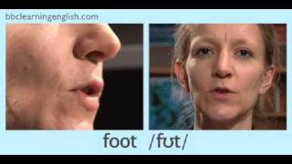 English Pronunciation 👄 Short vowel ʊ  ‘foot’ ‘put’ amp ‘good’ [upl. by Burk124]