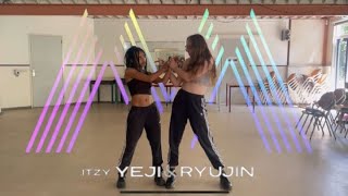 MIX amp MAX Yeji amp Ryujin Dance Cover collab Lunai amp Nini Dance Covers [upl. by Enej213]