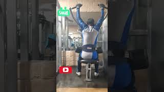 ©️ BACK Machine PullDown subscribe bodybuilding gymmotivation latspread pulldowns backday [upl. by Oicnevuj]