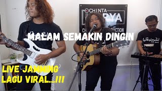 Arief  Malam Semakin Dingin Official Music Video [upl. by Mchenry]