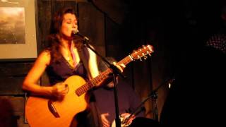 Amy Grant  Jesus Loves Me Medley [upl. by Roon]