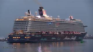 Six Cruise Ship arrival special into Southampton Docks early this morning 310818 [upl. by Noloc84]