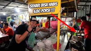 WARUNG MIE INI SEHARI BISA MENJUAL SAMPAI 680 MIE INSTAN [upl. by Solrac614]