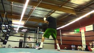 Adrien Broner vs Marcos Maidana Maidana working out in oxnard EsNews Boxing [upl. by Odilia]