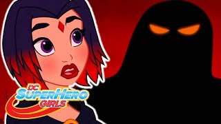 La incógnita  517  DC Super Hero Girls en Español [upl. by Kcerred]