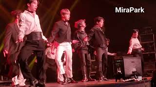 Oneus quotTwilight태양이 떨어진다quot fancam in Madrid 07112023 [upl. by Ahsied]