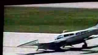 Cessna Emergency Landing [upl. by Einimod]