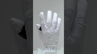 Best Batting Gloves to Buy [upl. by Esinned]