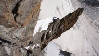 Pilier Gervasutti MontBlanc du Tacul Chamonix MontBlanc alpinisme escalade montagne [upl. by Bettzel]