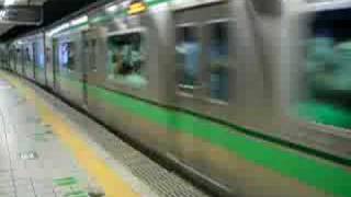 Seoul Metro Line 2 Departing Sinchon Station [upl. by Nirrep]