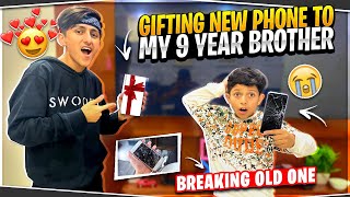 Breaking My 9 Year Brother Phone 😂 And Gifting Him New Gaming Phone 😍  Garena Free Fire [upl. by Alo122]