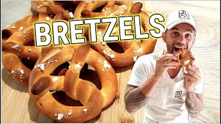 🥨 Bretzels traditionnels 🥨 Recette de bretzels à la maison [upl. by Elatnahs]