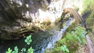 randonnée dans les gorges de lAreuse en Suisse [upl. by Airotcivairam]