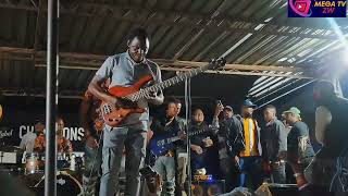 Alick Macheso Achikwapaidza Bass guitar Live Perfomance💥🔥Varamba kupera2024🎸 [upl. by Aihn465]