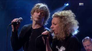 DumDum Boys amp Tuva Syvertsen  Stjernesludd Live NRK Lindmo 2013 [upl. by Athalee]