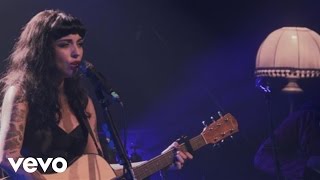 Mon Laferte  El Cristal En Vivo [upl. by Ydnor168]