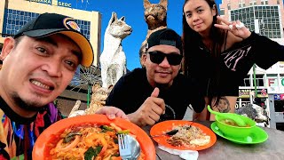 THE BEST VIEW SEAFOOD RESTAURANT at Satok Kuching Food Hunting Akai Dai Vlog [upl. by Madalena]