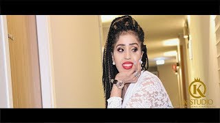 IDIL BARKHAD Aroos Iyo Gaaf Cajiiba New Somali Music Offcial Video 2019 [upl. by Efioa]