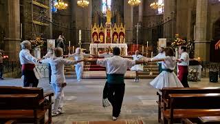 Sardana a la Verge de Juncadella a la Basílica de la Seu [upl. by Annhej]