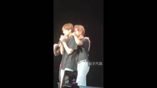 V kiss Jungkook on the nape Vkook in Citi Field [upl. by Marek]