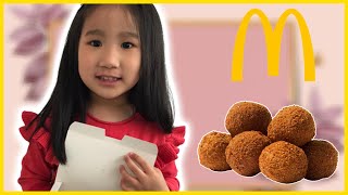 Mcdonalds AMSR Dutch  Nieuw Bitterballen en Kipnuggets [upl. by Elimac201]