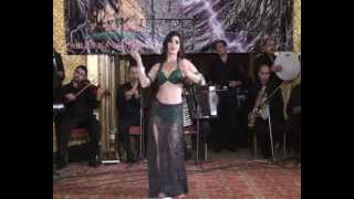 Gana El Hawa – Abdel Halim Hafez MIREN RIPA Egypt 2012 Ahlan Wa Sahlan [upl. by Parfitt]