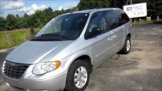 2007 Chrysler Town amp Country Touring Start Up Engine amp In Depth Tour [upl. by Schindler]