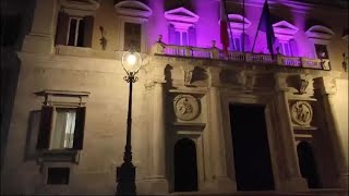 Facciata Montecitorio illuminata di viola per Giornata mondiale Alzheimer [upl. by Hoi]