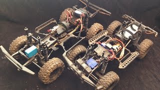 Axial SCX10 vs Vaterra Ascender Chassis Comparison [upl. by Aryamoy]