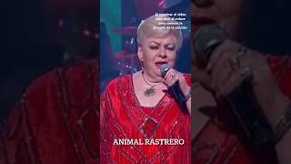 Rata de Dos Patas  Gracias  Paquita La Del Barrio  Premios Lo Nuestro 2016 HD [upl. by Eet]