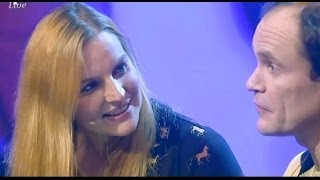 Judith Holofernes bei Olaf verbessert die Welt Die Schubert Liveshow [upl. by Mide]