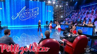 Serale Amici 2022 semifinale chi è uscito c’è l’ennesimo colpo di scena [upl. by Erv]