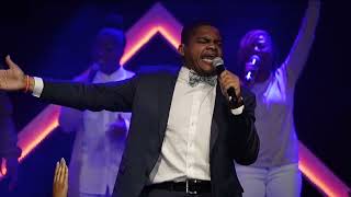 🔥 Geoffrey Golden  Glory To The Lamb Worship Medley [upl. by Nidnarb586]