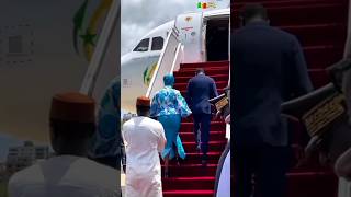 DÉPART POUR CHINE 🇸🇳✈️🇨🇳Le président BASSIROU DIOMAYE FAYE et sa première épouse Marie FAYE 🫶 🫶 🇸🇳🇸🇳 [upl. by Fadiman127]