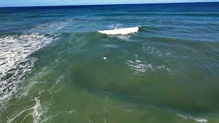 Praia de Itacarézinho a batalha das ondas 🌊 THE SURFSCOOL [upl. by Vidovic]