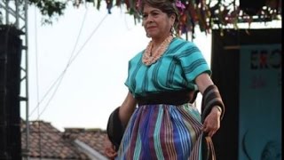 TRAJE TIPICO DE ANGAHUAN MICHOACAN [upl. by Aivalf]