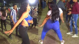 Agarron de las chicas de AZUL se pusieron a BAILAR como pirinolas [upl. by Polloch706]