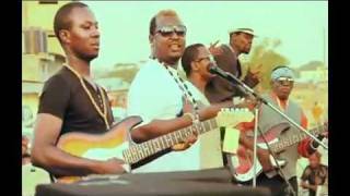 Berry Black Feat Sultan King Kunta Nyumbani sio safi YouTube [upl. by Yorgerg937]