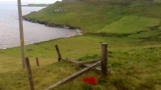 Autobus de Lerwick a Sumburgh en las Islas Shetlands Escocia [upl. by Akeryt400]