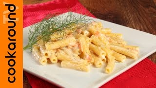 Pasta al salmone  Ricetta facile e veloce [upl. by Loyce]