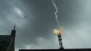 Blikseminslag KPN toren Leeuwarden  Lightning strike [upl. by Mowbray]