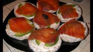 Recetas ligeras  Canapés de Aguacate y Salmón [upl. by Pandora]