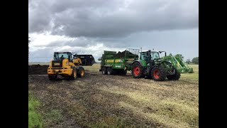 Fendt 724 Vario  Bergmann TSW 4190 S  JCB 320 S beim Kompost Streuen  Hof SchierenbeckBrüning [upl. by Grizelda130]