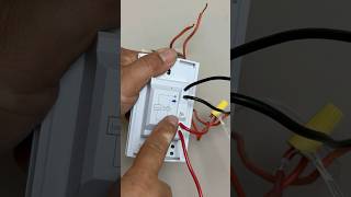 HOW TO INSTALL A 4 WIRE 240 v THERMOSTAT [upl. by Nonarb]