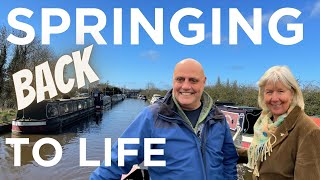 SPRING HAS SPRUNG AND THE SUN IS SHINING  NARROWBOAT LIFE  Episode 186 [upl. by Jolenta]