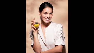 LOccitane Immortelle Divine Creme Tiegel  Fernsehwerbung [upl. by Eseela]